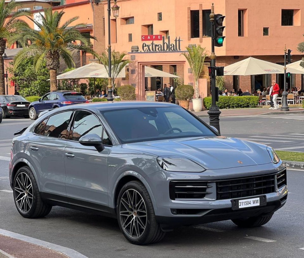 PORSHE CAYENNE COUPE 2024